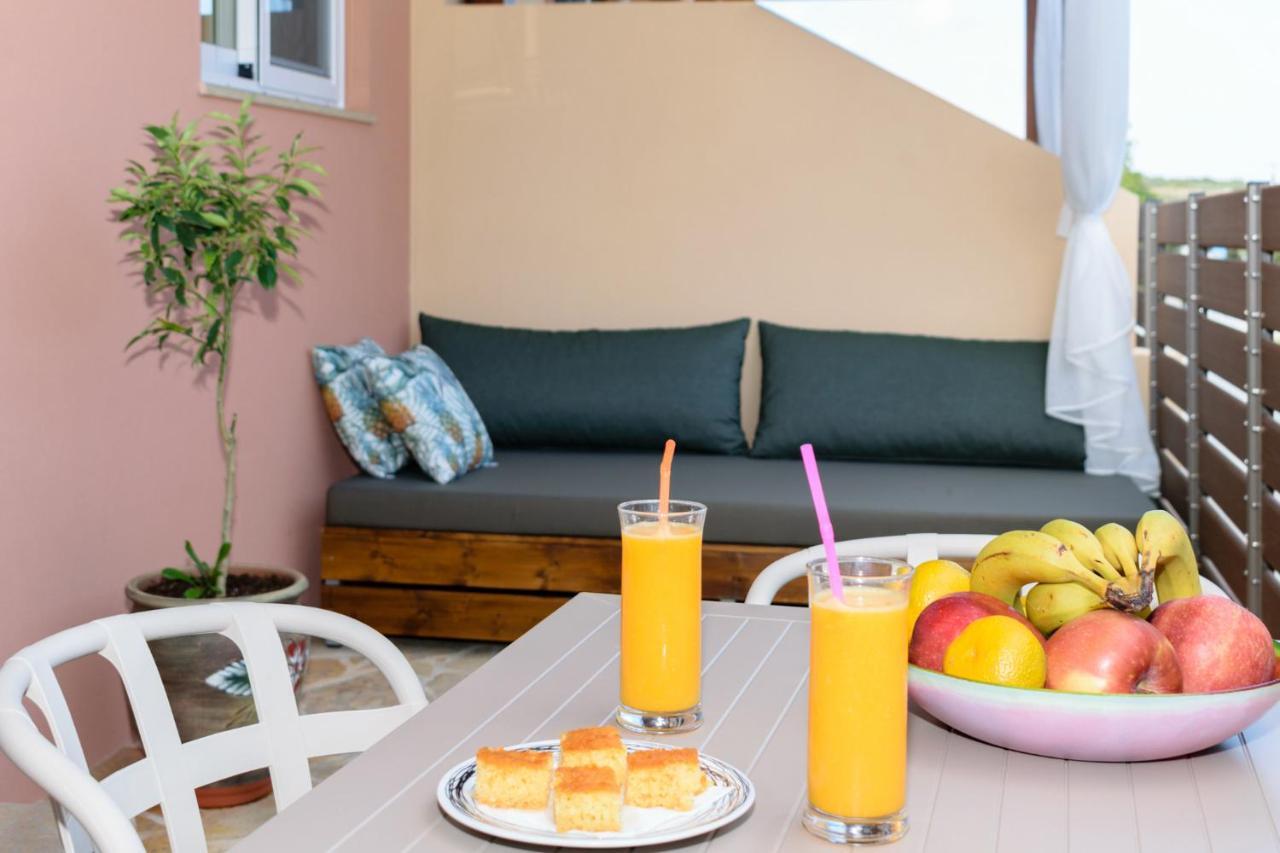 Iliana Apartments 팔라사르나 외부 사진